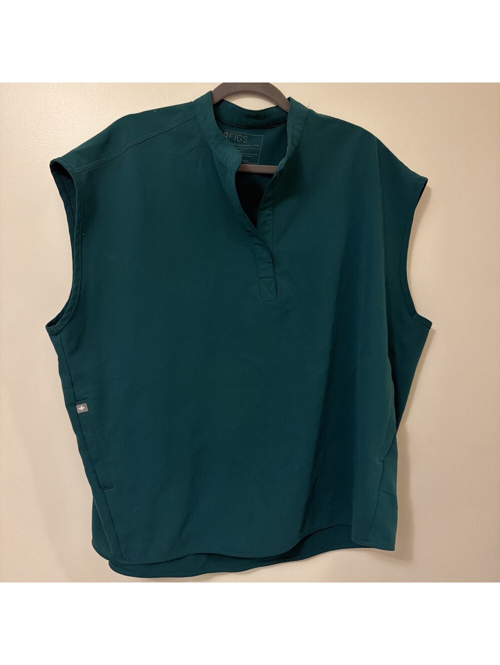 FIGS Technical Collection Scrub Top - Green, Size XXL